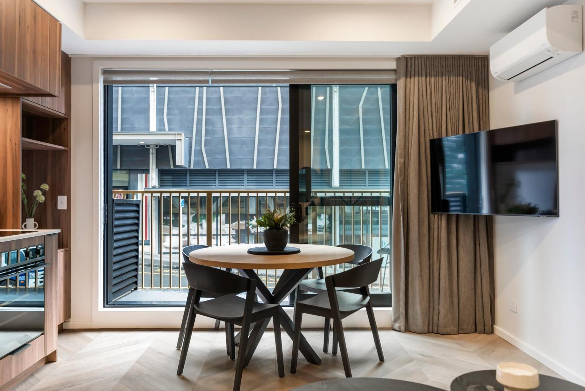 Greenhouse Apartments By Urban Rest Окленд Экстерьер фото